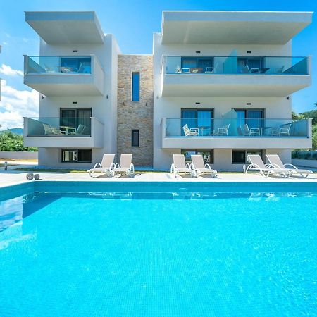 Aquamarine Luxury Rooms Thassos エクステリア 写真