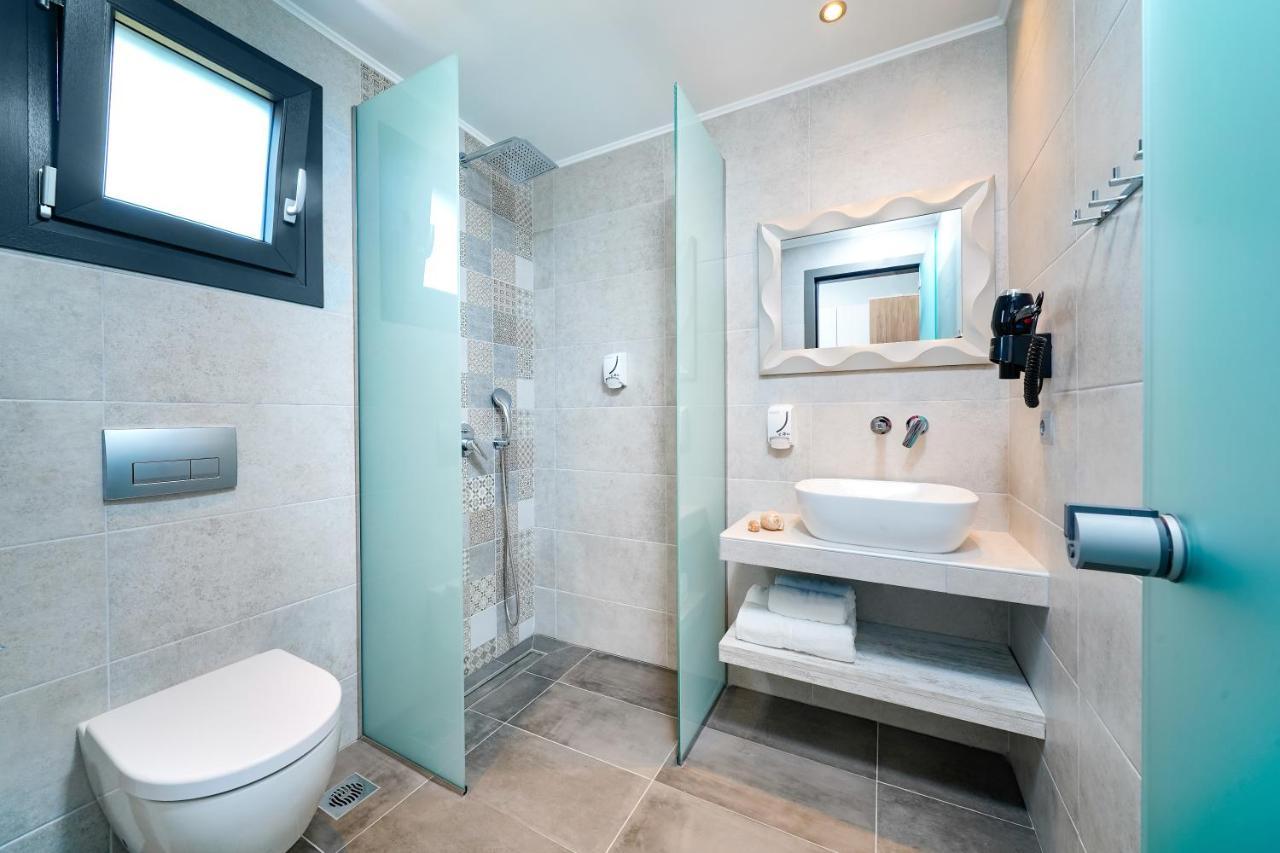 Aquamarine Luxury Rooms Thassos エクステリア 写真