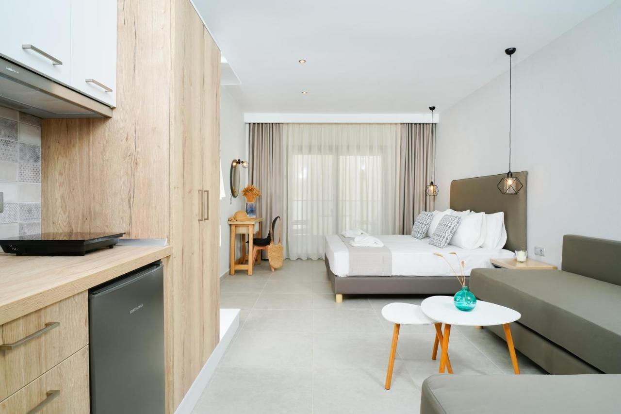 Aquamarine Luxury Rooms Thassos エクステリア 写真