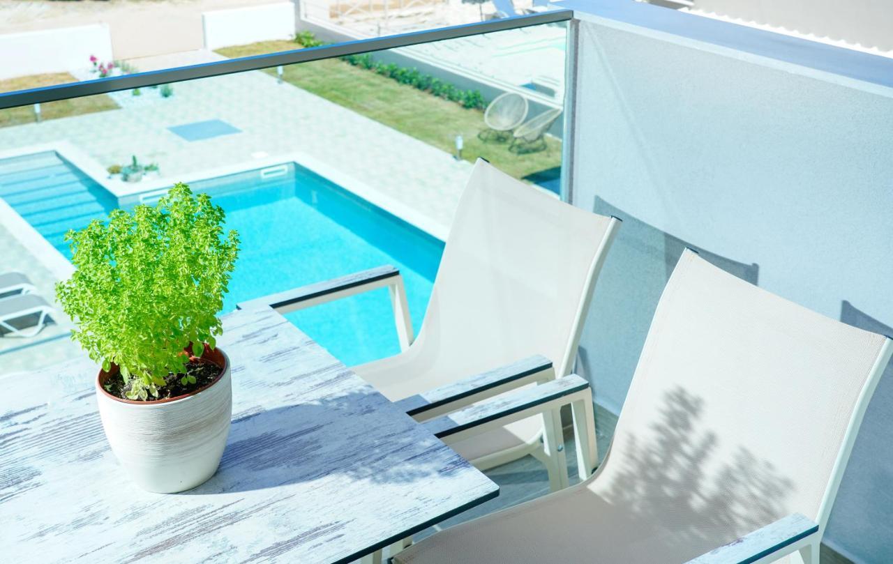 Aquamarine Luxury Rooms Thassos エクステリア 写真